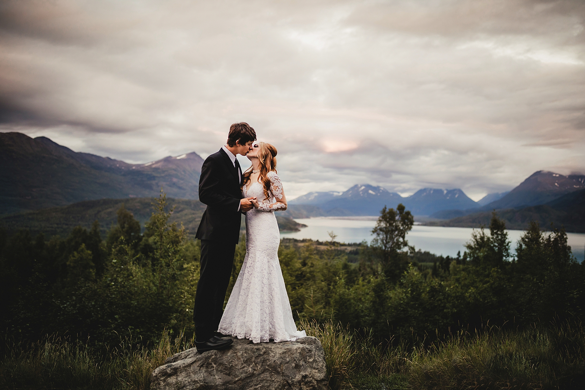 alaska-elopement-photographer